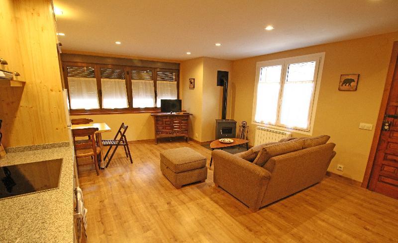 Snoe Apartamentos Mont Romies Plaza Salardu Luaran gambar