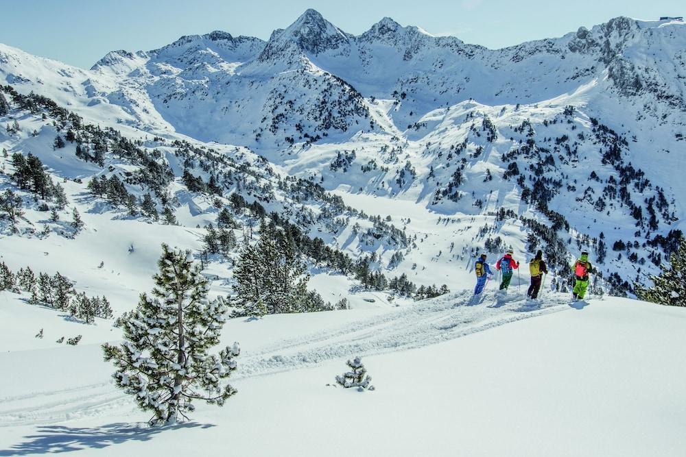 Snoe Apartamentos Mont Romies Plaza Salardu Luaran gambar